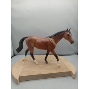 Breyer Warmblood Mare Classic Scale Model Horse 2010 World Equestrian Games Set‎